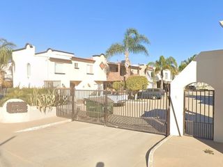 HERMOSA Y AMPLIA CASA EN SAN BORJA RESIDENCIAL, ENSENADA B.C. !!!!