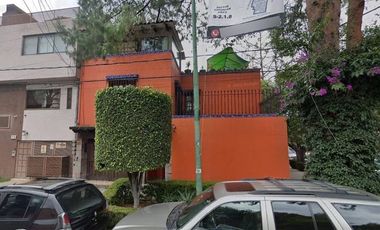 Hermosa Casa en Venta en Del Carmen, Coyoacán