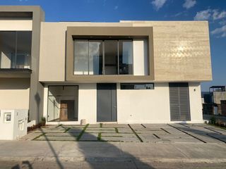 EB-LD9998 Casa en VENTA Fracc Rincón de la Montaña, Altozano, Morelia