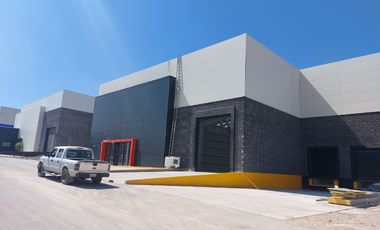 Nave Industrial de 2,910 m², en Venta