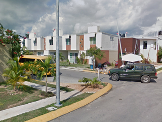 Casa en Residencial. Playa azul, Solidaridad, Quintana Roo., ¡Compra directa con el Banco, no se aceptan créditos!