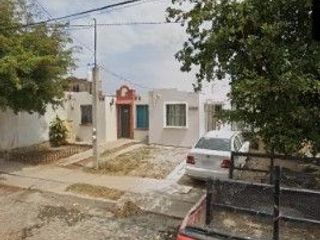 Casa en venta en fracc. Las Misiones, Mazatlán. Excelente precio!