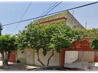 HERMOSA CASA EN VENTA EN LAURELES 263, COL. EL VERGEL, TUXTLA GUTIERREZ, CHIAPAS.