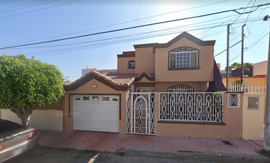 VENTA DE CASA EN TIJUANA COL. PLAYAS COSTA HERMOSA