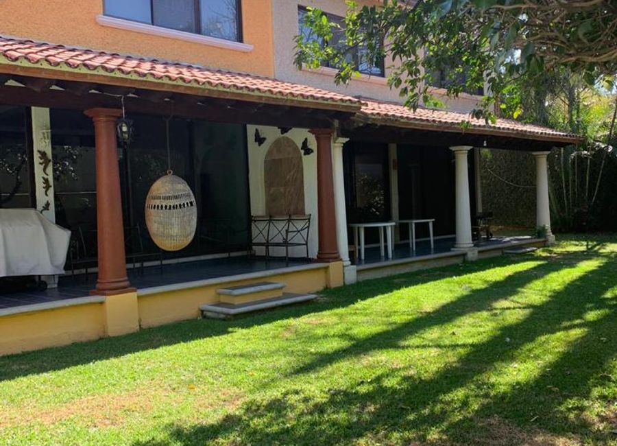 $3,330,000 Lomas de Cuernavaca, Recámaras, Alberca, Jacuzzi, Lomas de ...