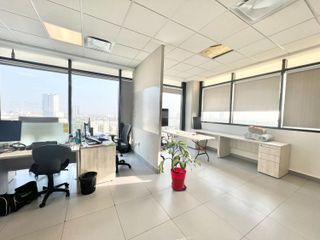 Oficinas en Renta Edificio Jose Benitez 2211, Col Chepevera
