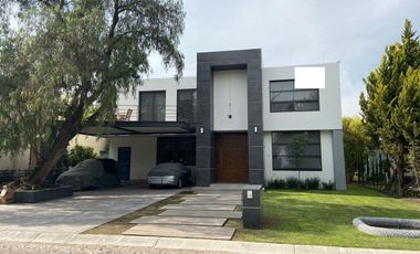 CASA EN VENTA EN BALVANERA POLO COUNTRY CLUB, 3 REC., 3.5 BAÑOS, JARDÍN, CLUB