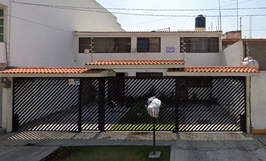 CASA A LA VENTA EN NACUALPAN, REMATE BANCARIO