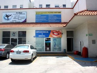 Consultorio en 1er nivel en plaza comercial, Azcapotzalco