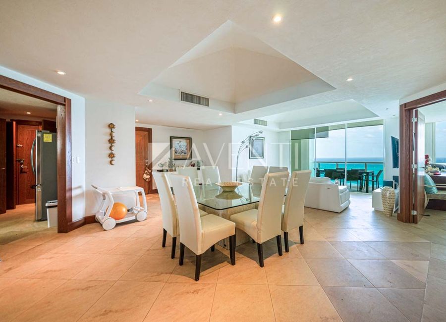 Departamento amueblado en Venta, Bay View Grand Condos, Zona Hotelera