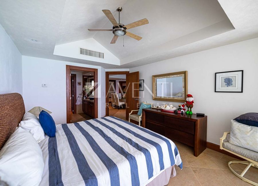 Departamento amueblado en Venta, Bay View Grand Condos, Zona Hotelera