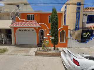 Casa en Venta de Recuperacion Bancaria Garzas, Villas del Estero, Mazatlan, Sinaloa.