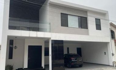 CASA EN VENTA EN SAN JERONIMO,COLONIA PRIVADA, MTY N.L.