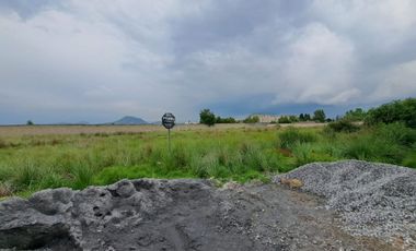 TERRENO EN VENTA EN CACALOMACAN CERCA DE PAIDEA