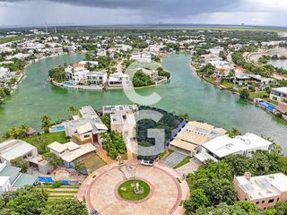 Terreno en Venta en Cancun en Residencial Lagos del Sol a Ubicado a Pie de Lago
