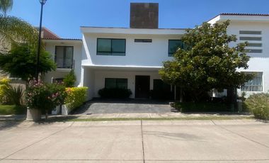 CASA EN VENTA SAN MARTIN DEL TAJO, GAVILANE,S TLAJOMULCO