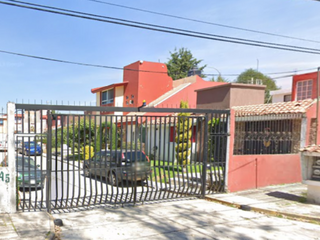 CASA DE 2 PISOS EN VENTA EN BOSQUES DE SAN SEBASTIAN PUEBLA