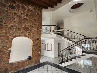 Casa sin muebles en renta, 4 recamaras, en Aralias, Puerto Vallarta