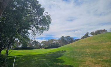 EL CIELO COUNTRY CLUB, HERMOSOS TERRENO A CAMPO DE GOLF.