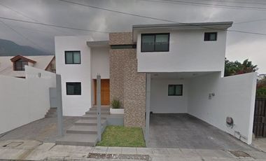 VENTA DE CASA EN COLINAS DE SAN JERÓNIMO MONTERREY, NUEVO LEÓN