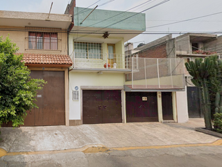 Hermosa Casa en Pedregal de Santo Domingo, Coyoacán. ¡Muy cerca de C.U! Oportunidad de REMATE BANCARIO.