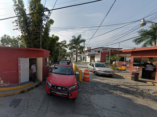 Casa en Las Fincas, Jiutepec Morelos. ¡Compra directa con el Banco, no se aceptan créditos!
