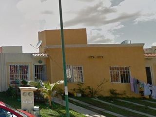 Venta de Casa en Calle Nube, Las Palmas. Quintana Roo