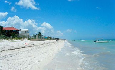 VENTA DE TERRENO EN SEGUNDA FILA EN LAS HERMOSAS PLAYAS DE TELCHAC PUERTO