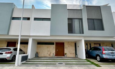 Casa en Venta en Tossá Residencial Al Sur de Guadalajara