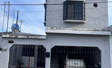 CASA EN VENTA EN GUADALUPE, NUEVO LEON, ZONA FRACCIONAMIENTO SANTA CRUZ ARBOLEDAS, CUARTO SECTOR