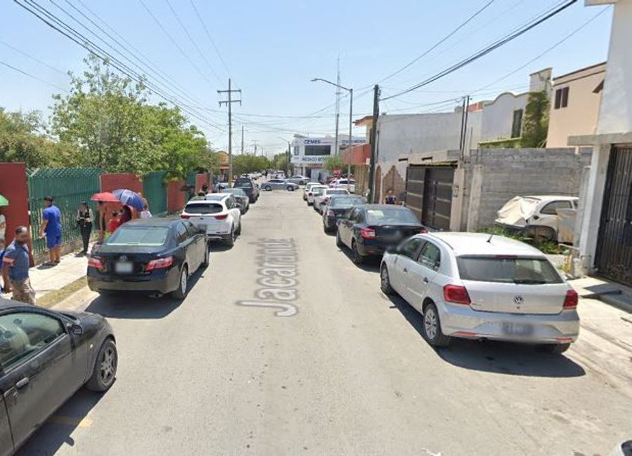 CASA EN VENTA HACIENDA LAS MARGARITAS APODACA NUEVO LEON