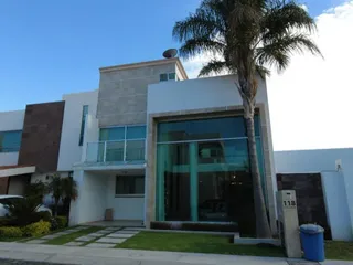 Casa Residencial en Zona Plateada, 3 Recámaras, en Pachuca de Soto, Hidalgo.