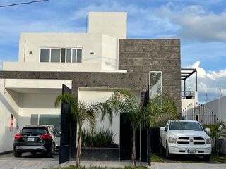 Casa d e2 recamaras en Pedro Escobedo Querétaro