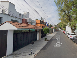 Venta de Casa en Remate Banacario Entrega a Corto Plazo en Col. Granjas Coapa, Tlalpan.