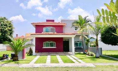 CASA EN VENTA EN COLINAS DE SANTA ANITA