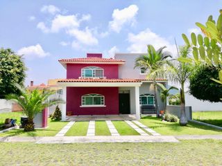 CASA EN VENTA EN COLINAS DE SANTA ANITA