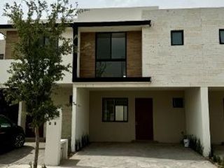 Casa en Renta nueva en Tamara Residencial. $13,000.00