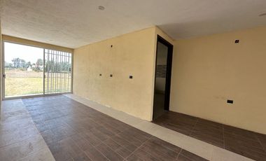 CASA DE UNA PLANTA  EN VENTA EN FRACC. "PARAISO ESCONDIDO"