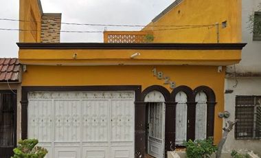 VENTA DE CASA EN TORREON COAHUILA DE LA COLONIA RINCON DE LA MERCED