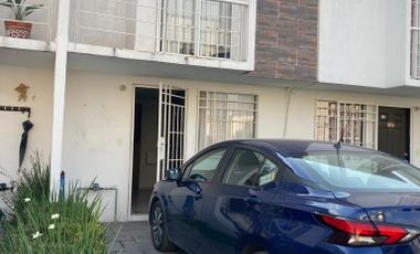 VENDO CASA EN CONJUNTO PRIVADO