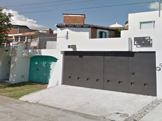 Remate hermosa casa en Juan De Dios Peza, Morelia, Michoacan