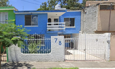 VENTA DE BONITA CASA MUY BUENA UBICACION