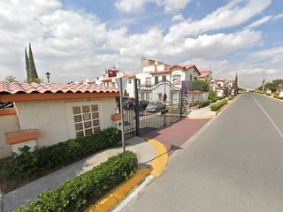 Bonita casa en venta en Fracc. Villa del Real, Tecámac, Estado de México., ¡Excelente precio!