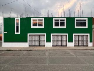 !!Oportunidad!! Propiedad Comercial en Venta, ubicada en esquina, frente de escuela secundaria, a 40 metros de primaria y a un costado de guardería.
