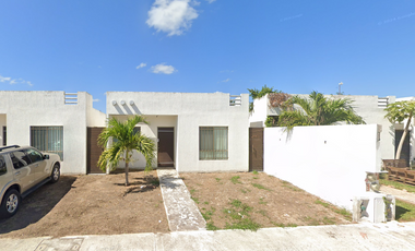 HERMOSA CASA EN REMATE COL. LAS AMERICAS II, MERIDA