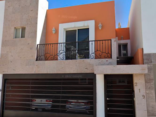 SE VENDE CASA EN FRACCIONAMIENTO CUMBRES ELITE 4TO SECTOR , MONTERREY NUEVO LEON