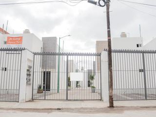 Casas Nuevas en Privada en Colonia Simon Diaz con Cocina