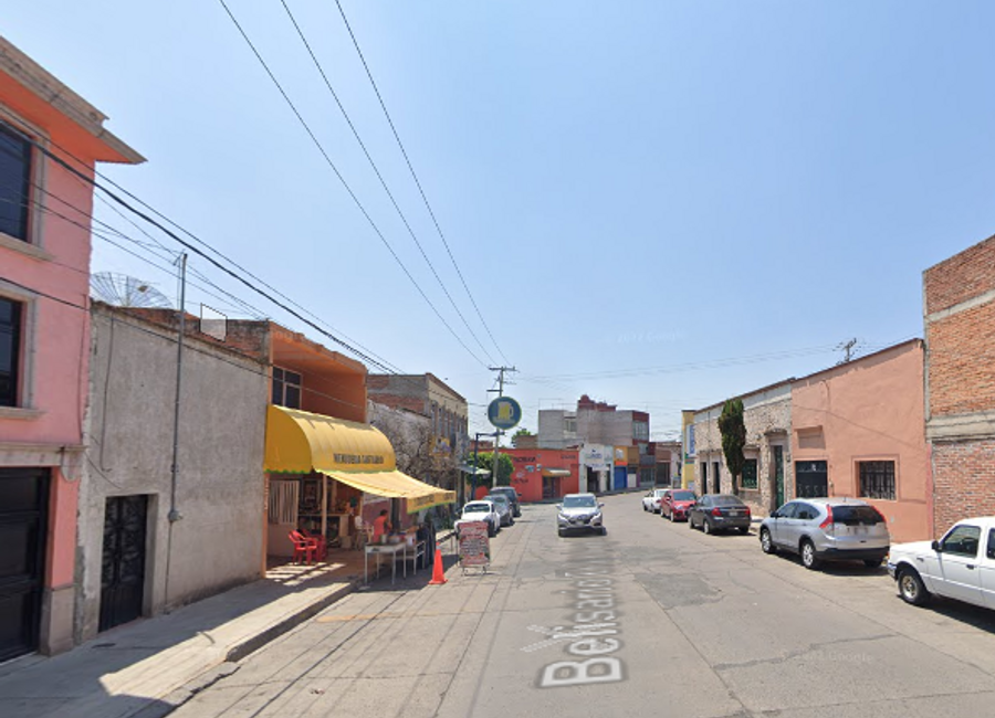 Hermosa y amplia casa en remate en la Col. Santuario, La Piedad