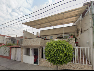 Excelente Oportunidad de Inversion Preciosa  Casa en Xalostoc 23, Arenal 4ta Secc, Venustiano Carranza, Ciudad de México.