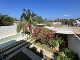 Casa de 3 recamaras y alberca en Barra Vieja Acapulco